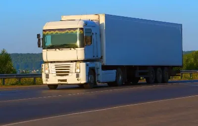 Adana ile Urla Arası Öğrenci Eşyası Taşıma